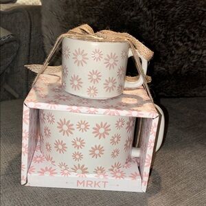 MRKT Pink Daisy Ceramic Mug Set
